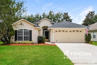 Building Photo - 844 MacKenzie Cir