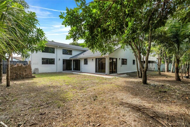 Foto del edificio - 7151 NW 45th Ct