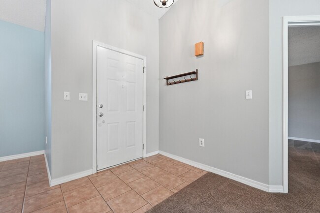 Building Photo - 1243 Jefferyscot Dr