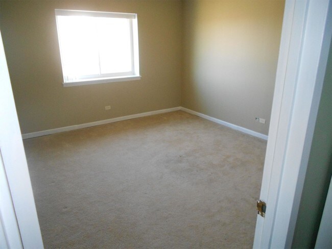 Foto del edificio - 220 S Roselle Rd