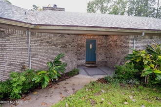 Building Photo - 3098 Pacetti Rd