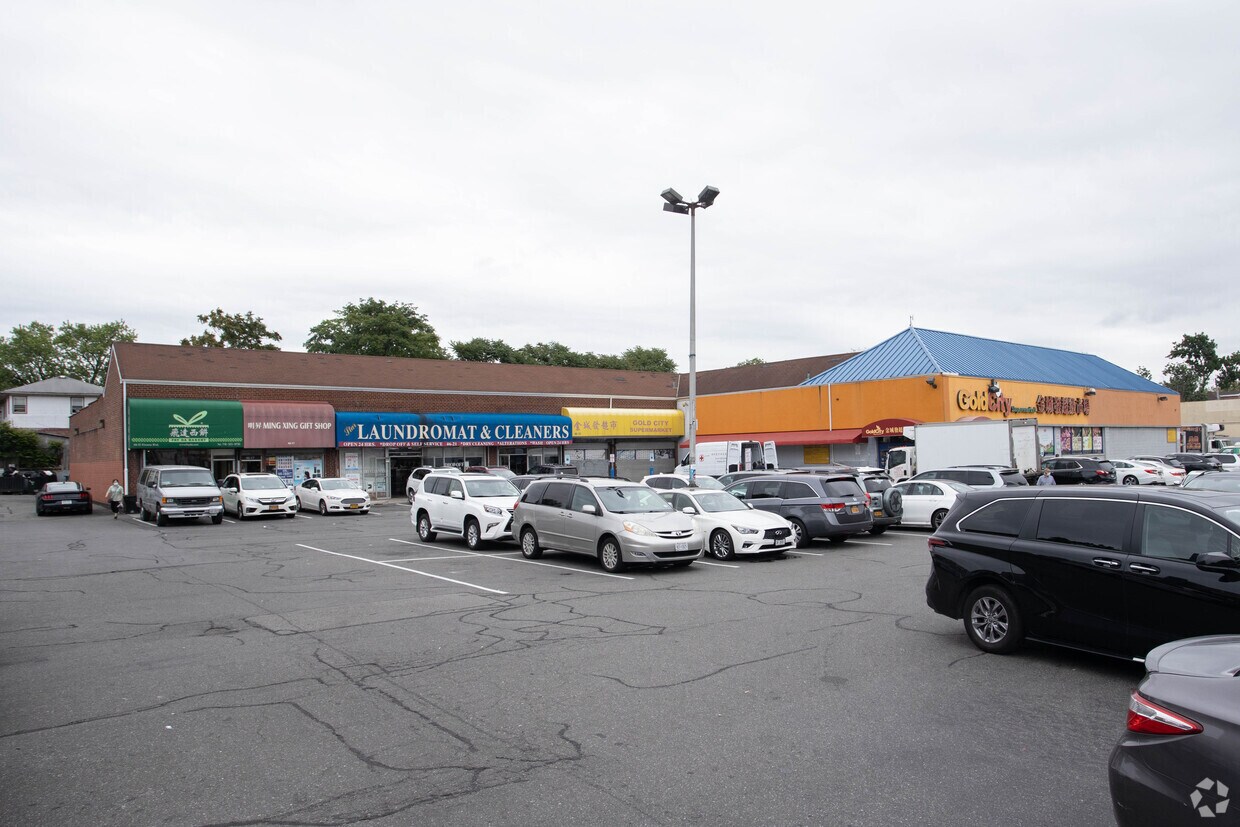 Primary Photo - The Kissena Center