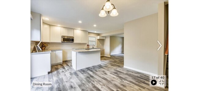 Foto del edificio - 647 Saltzman Rd