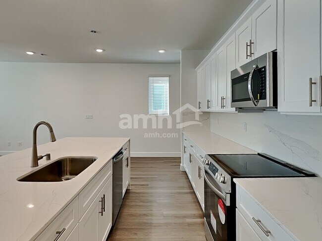 Foto del edificio - 6423 Rush Avenue