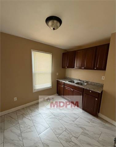 Foto del edificio - 6811 Minock St
