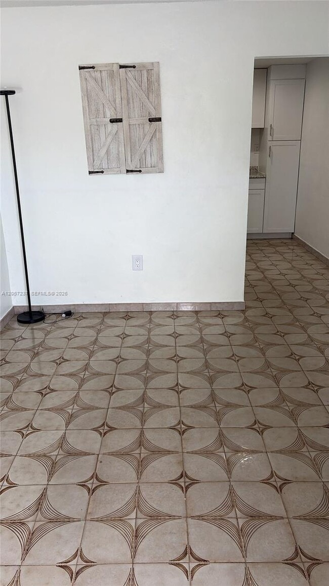 Foto del edificio - 170 E 46th St