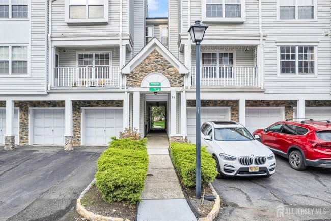 Building Photo - 98 Prestwick Way