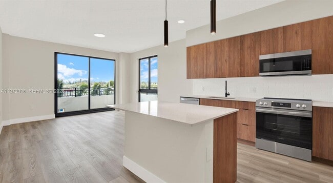 Foto del edificio - 1556 NW 110th Ave