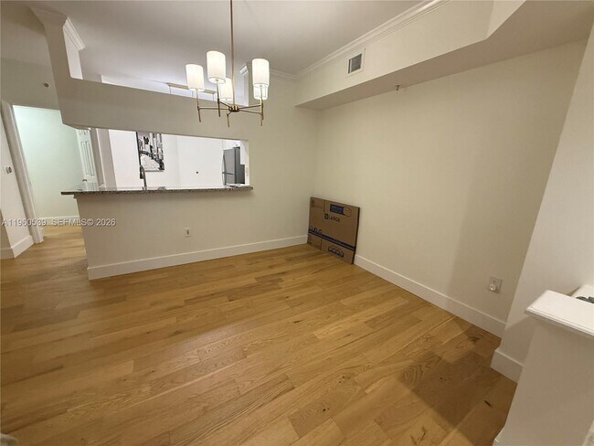 Foto del edificio - 17150 N Bay Rd