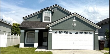 Building Photo - 2135 Jessa Dr