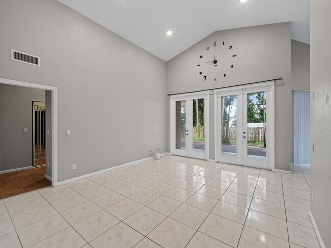 Foto del edificio - 4059 SW Kamsler St