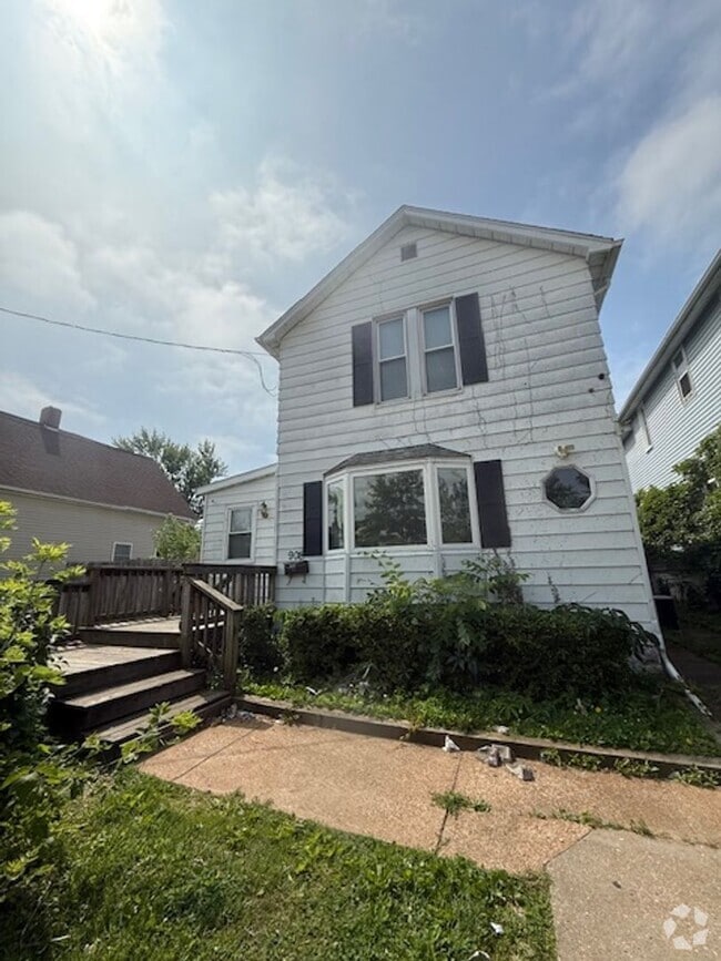 Building Photo - 908 E Kansas St