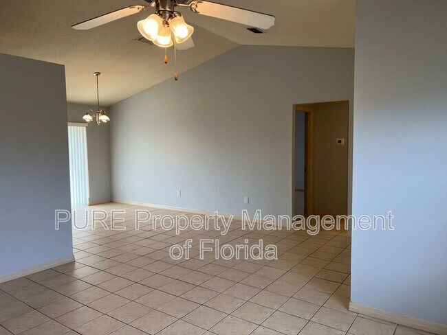 Building Photo - 52 Juniper Loop Pl