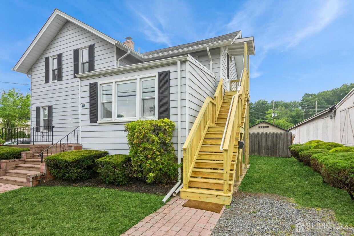 Foto principal - 176 Manalapan Rd