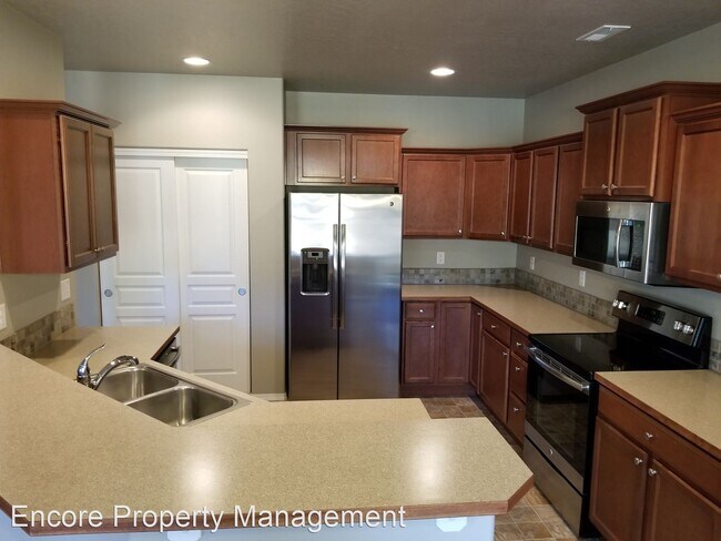 Building Photo - 21367 NE Eagle Crossing Ave