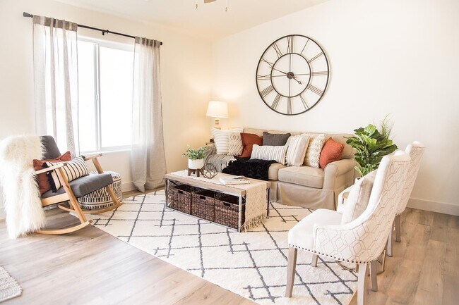 Foto del edificio - 939 Ironwood Dr