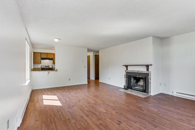 Foto del edificio - 6125 N Addison St