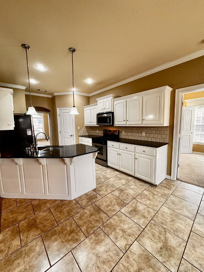 Foto del edificio - 2591 N Tragalger Dr.