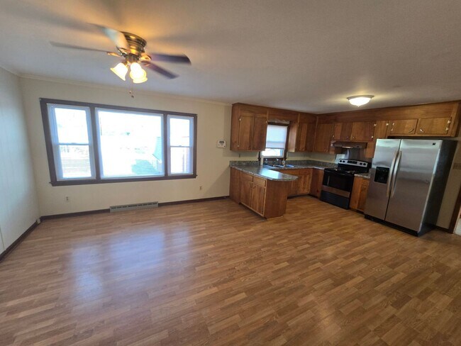 Foto del edificio - NEWLY REMODELED 3 BEDROOM HOUSE