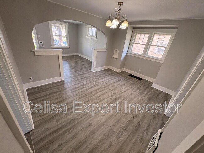 Foto del edificio - 3410 S Anthony Blvd