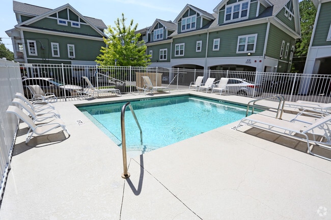 Hayden Commons - Hayden Commons Apartments