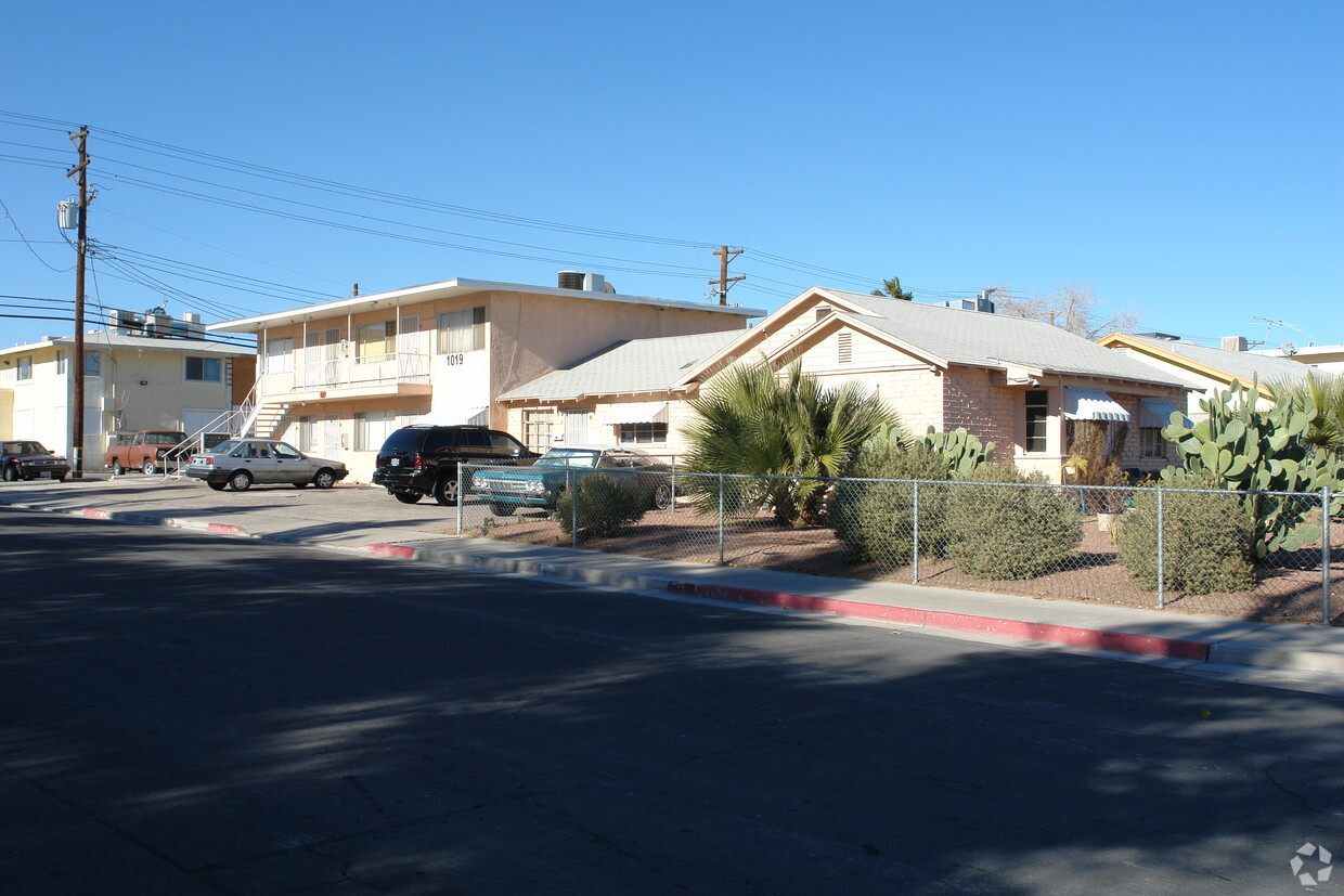 Primary Photo - Towne Terrace Apartments