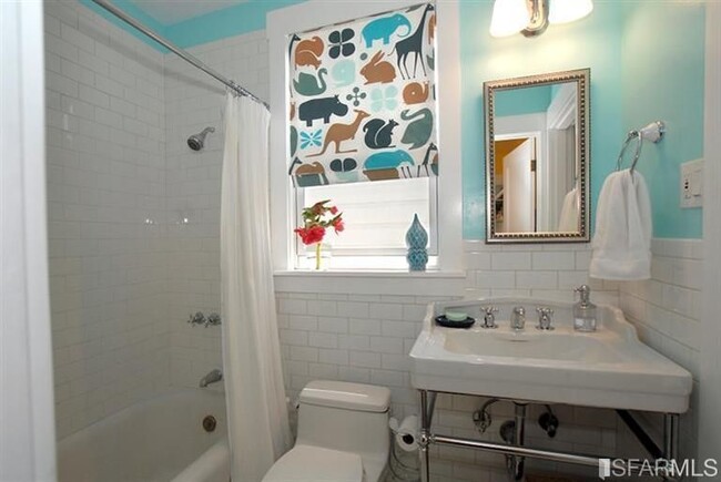 Building Photo - 979 San Bruno Ave