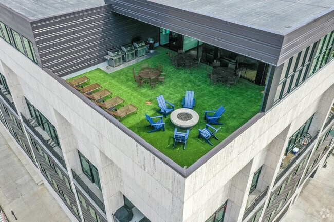 The Lookout - The Bank Apartments