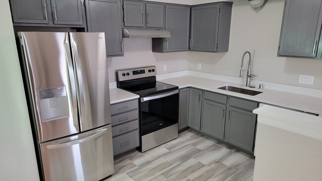Kitchen Stove & Refrige. - 3650 E Barbara Ct