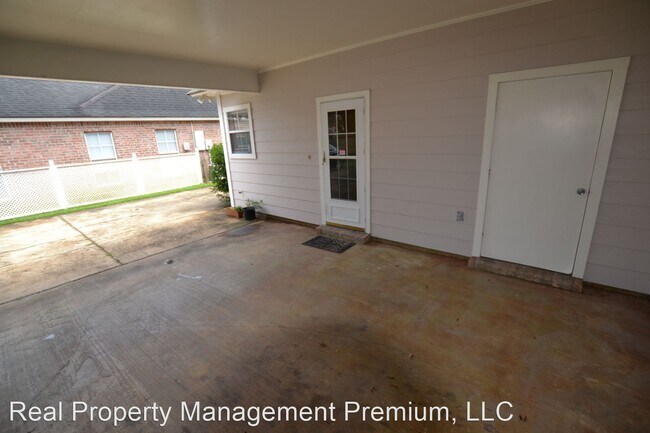Building Photo - 3 br, 2 bath House - 38250 Susan Ct