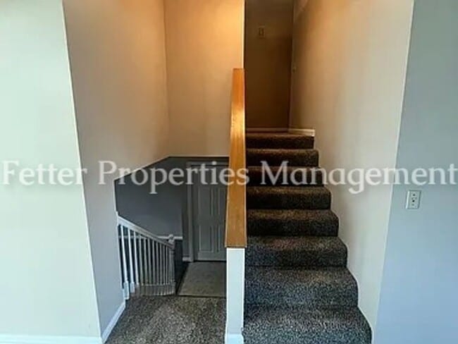 Building Photo - 1388