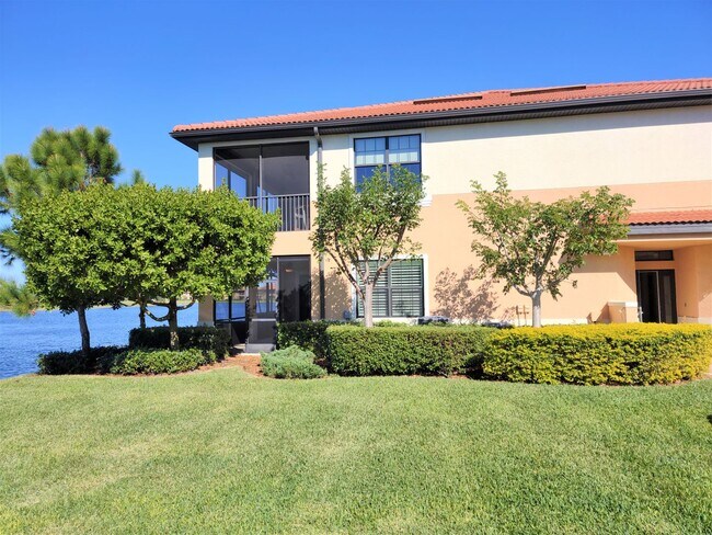 Foto del edificio - Seasonal Short-Term 3-Bedroom 2-Bath Condo...