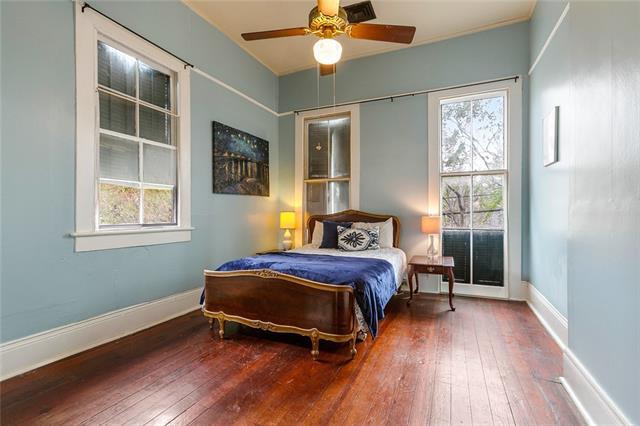 Foto del edificio - 3621 Burgundy St