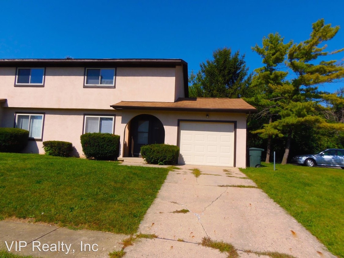 5784 Applebrook Ct, Galloway, OH 43119 Condo for Rent in Galloway, OH