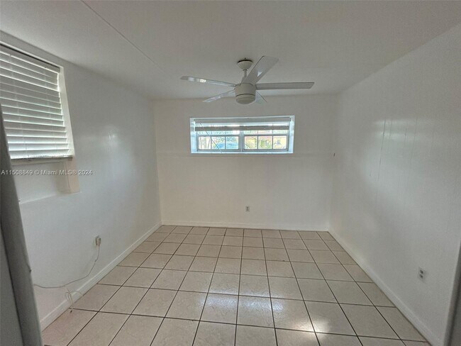 Foto del edificio - 2970 NW 15th St