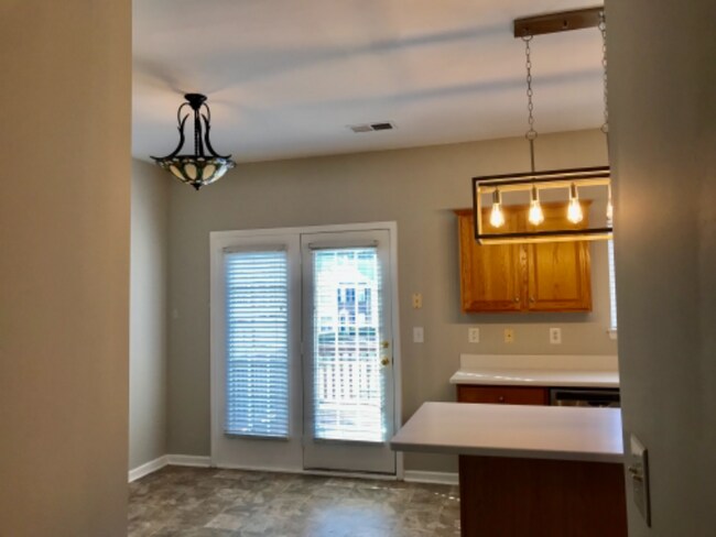 Foto del edificio - 16213 Peachmont Dr