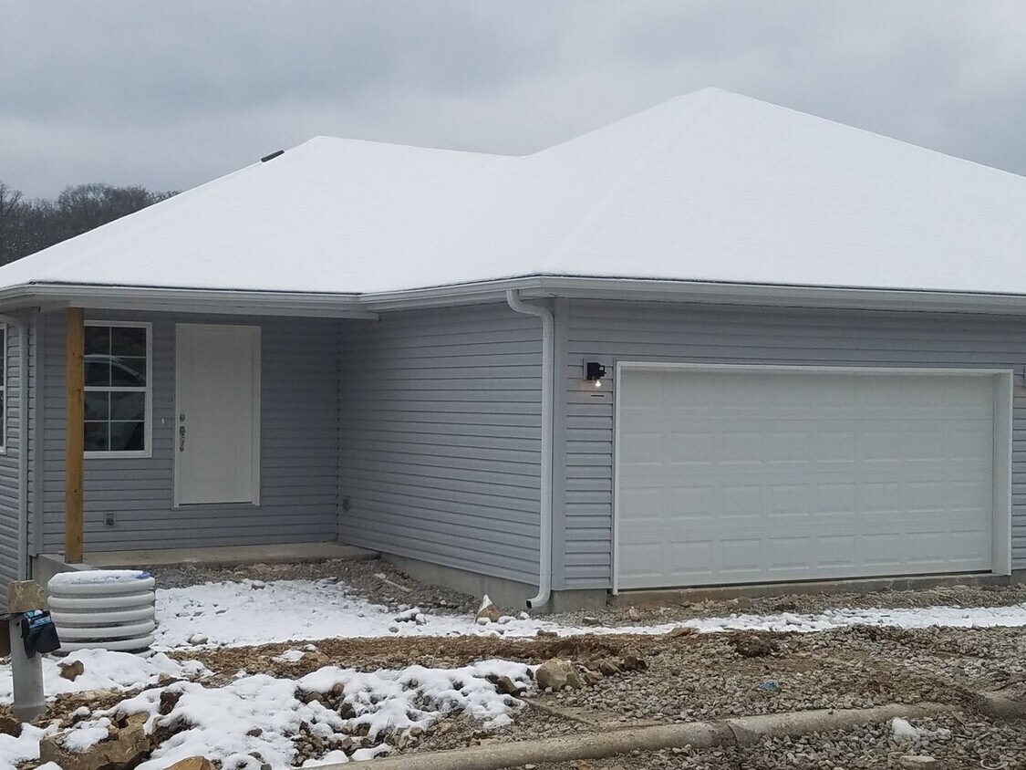 Primary Photo - New Construction- 3 Bedroom 2 Bath 2 Car G...