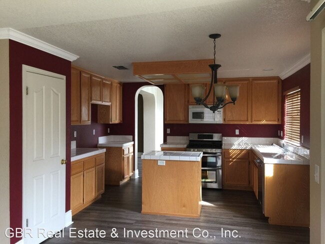 Building Photo - 4 br, 3 bath House - 997 Carter Street