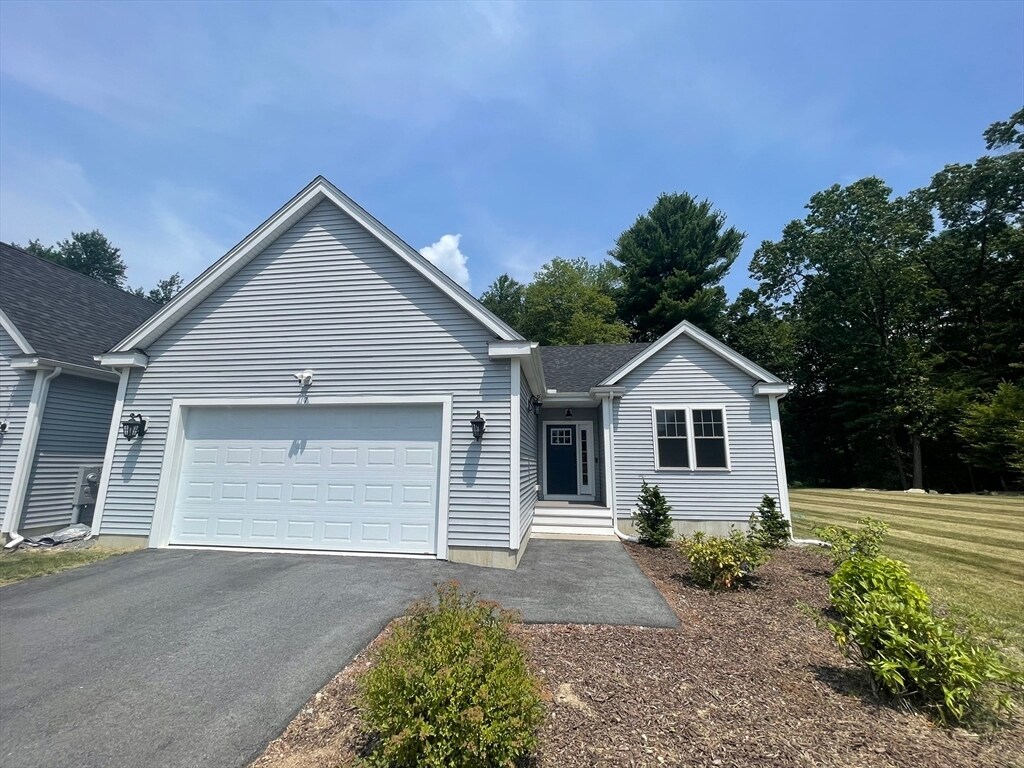 7 Gulf St, Boylston, MA 01505 Townhome Rentals in Boylston MA