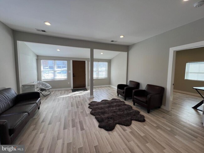 Foto del edificio - 33 Old US Hwy 1