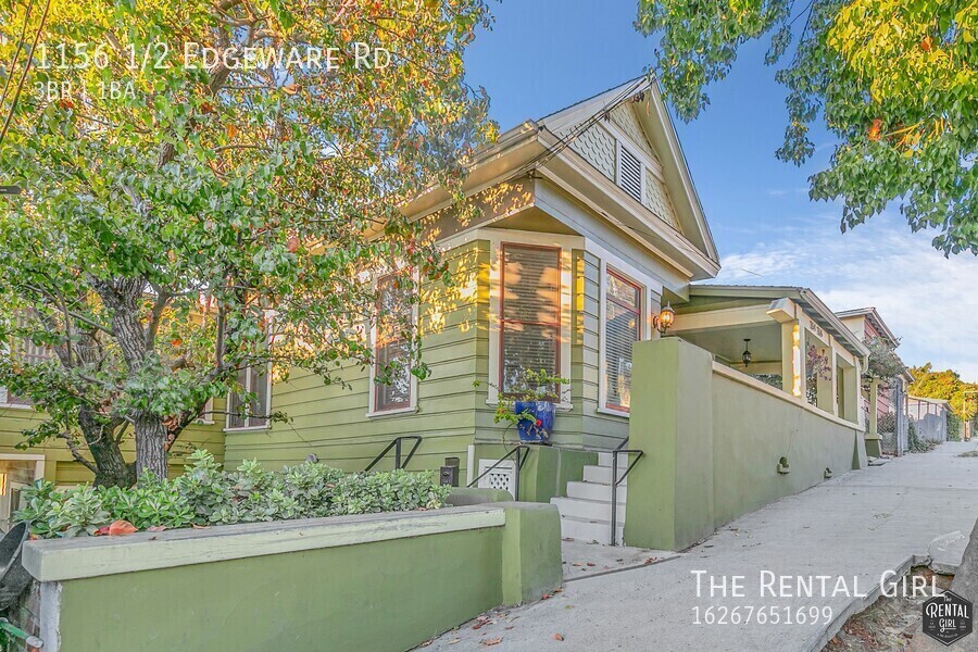 Primary Photo - Charming Victorian Lower Unit in Angelino ...