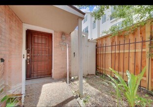 Building Photo - 2109 Nantucket Dr