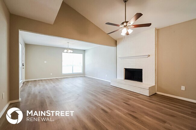 Building Photo - 3604 Flamingo Ln