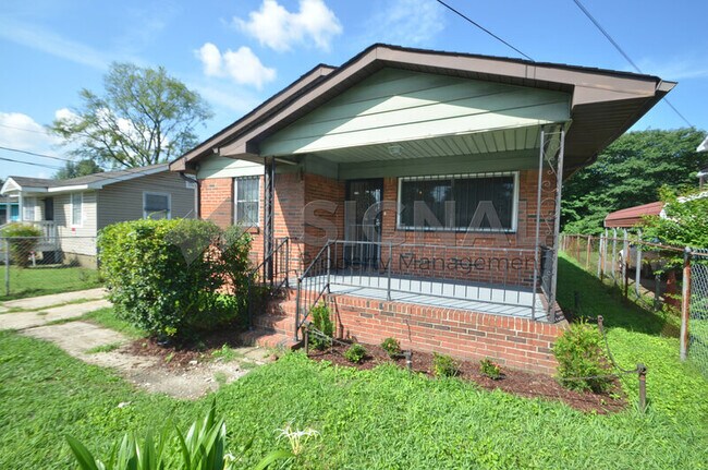 Foto del edificio - 3468 33rd St N
