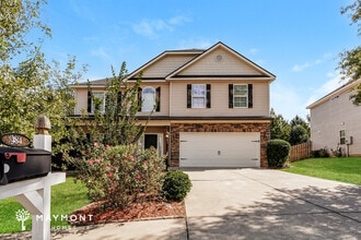 Building Photo - 484 Sebastian Dr