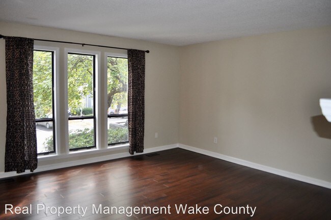 Building Photo - 3 br, 2.5 bath House - 103 Joanne Circle