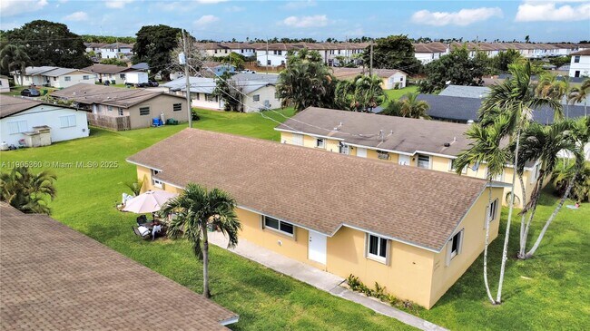 Building Photo - 25450 SW 107th Ave