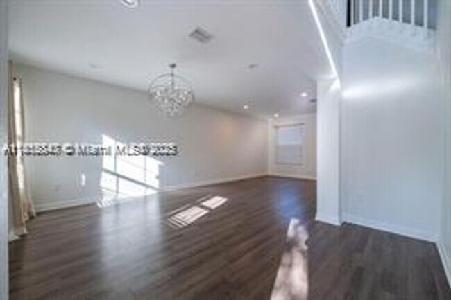 Foto del edificio - 109 SW 147th Ter