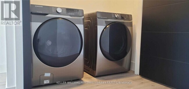 Photo du bâtiment - 2214 Tokala Trl