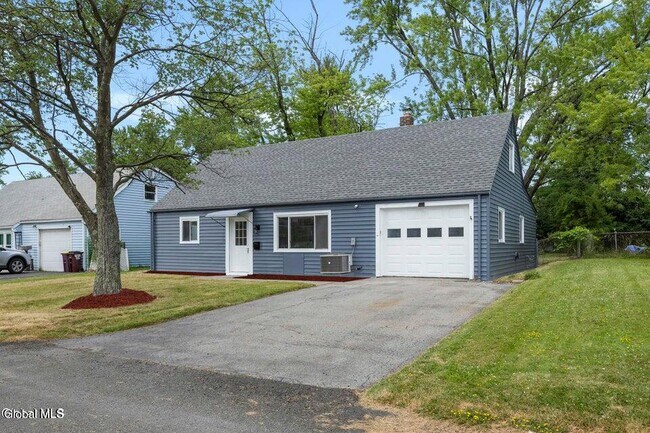 Foto del edificio - 789 Troy-Schenectady Rd